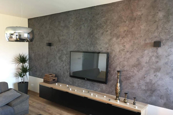betonová stěrka na stenu za TV do obýváku