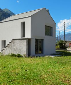 Zeteplení tiny house PUR desky s hladkou fasádní omítkou
